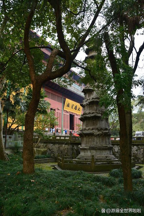 揭秘江湖日常任务中心之古寺修行之旅：探寻秘境，修炼非凡身手